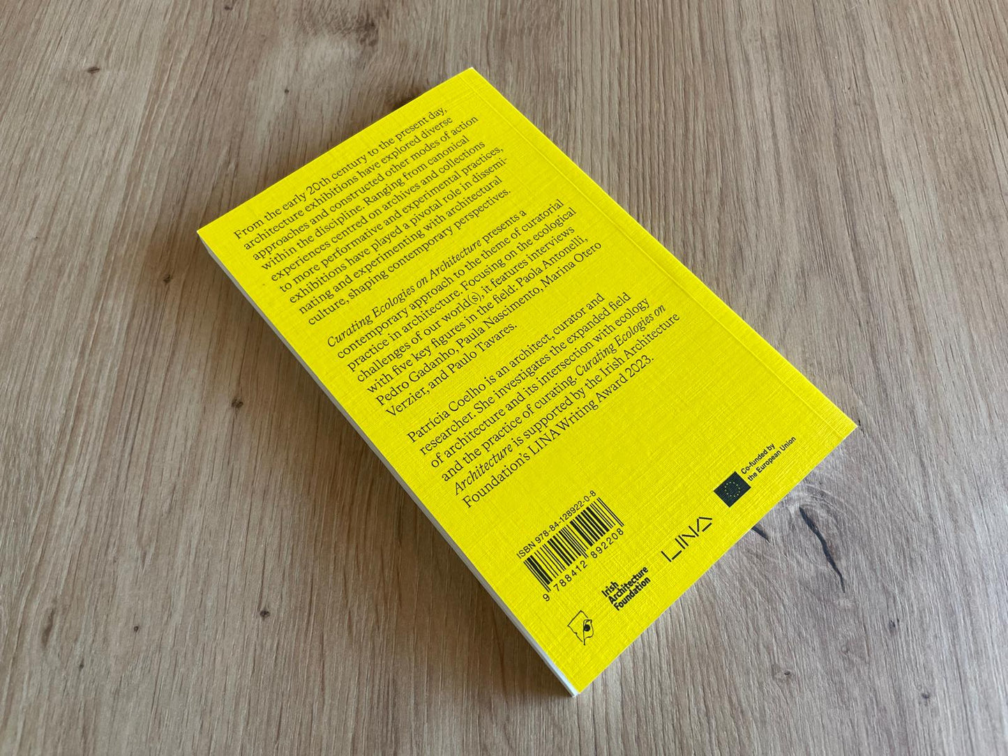 Curating Ecologies on Architecture