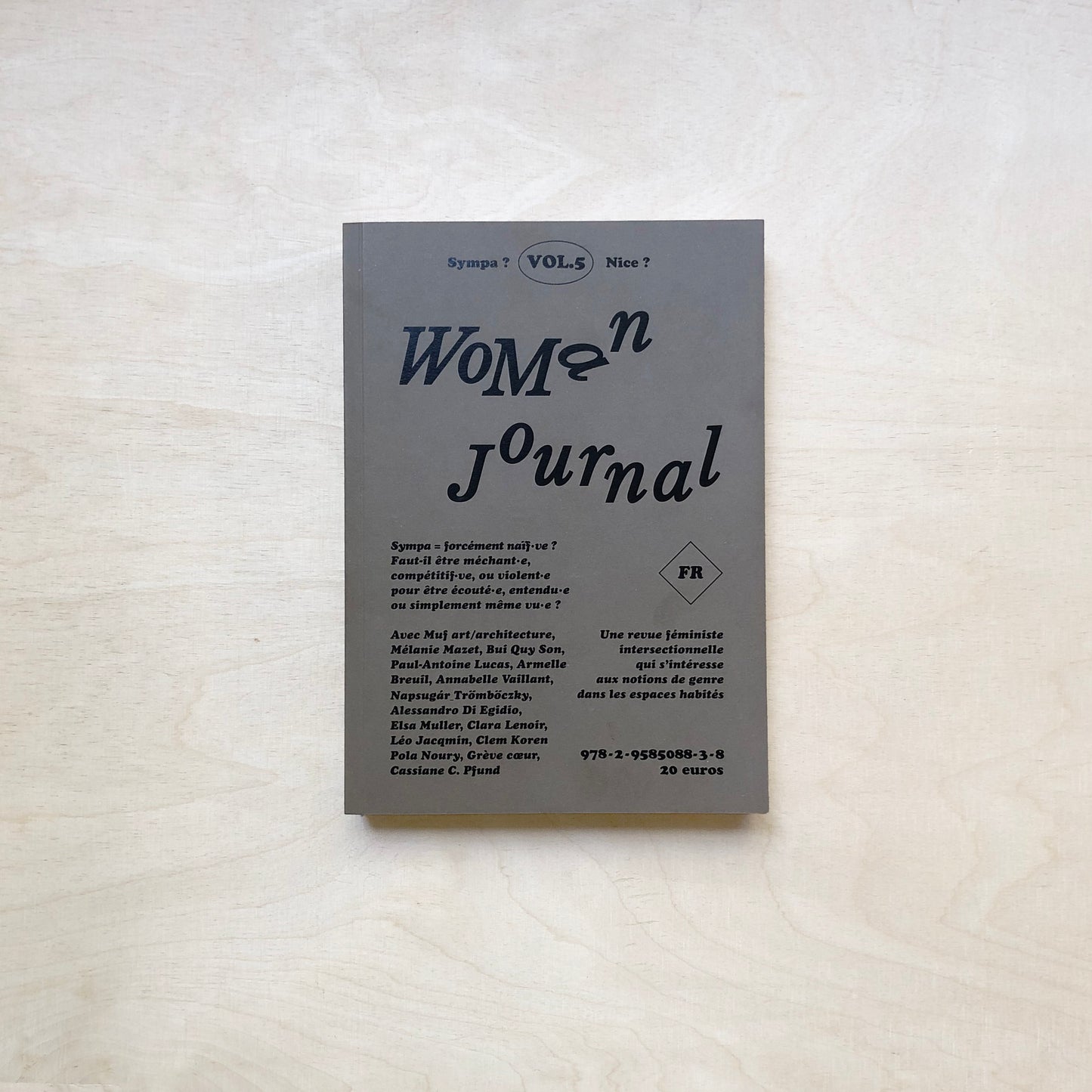 Woman Journal #5 - Nice? Sympa?