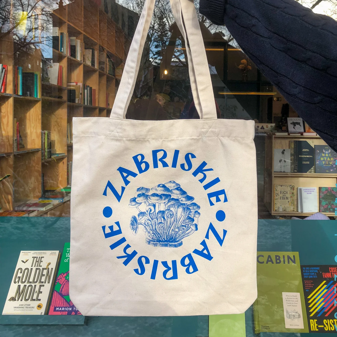 Zabriskie Tote Bag - White + Blue