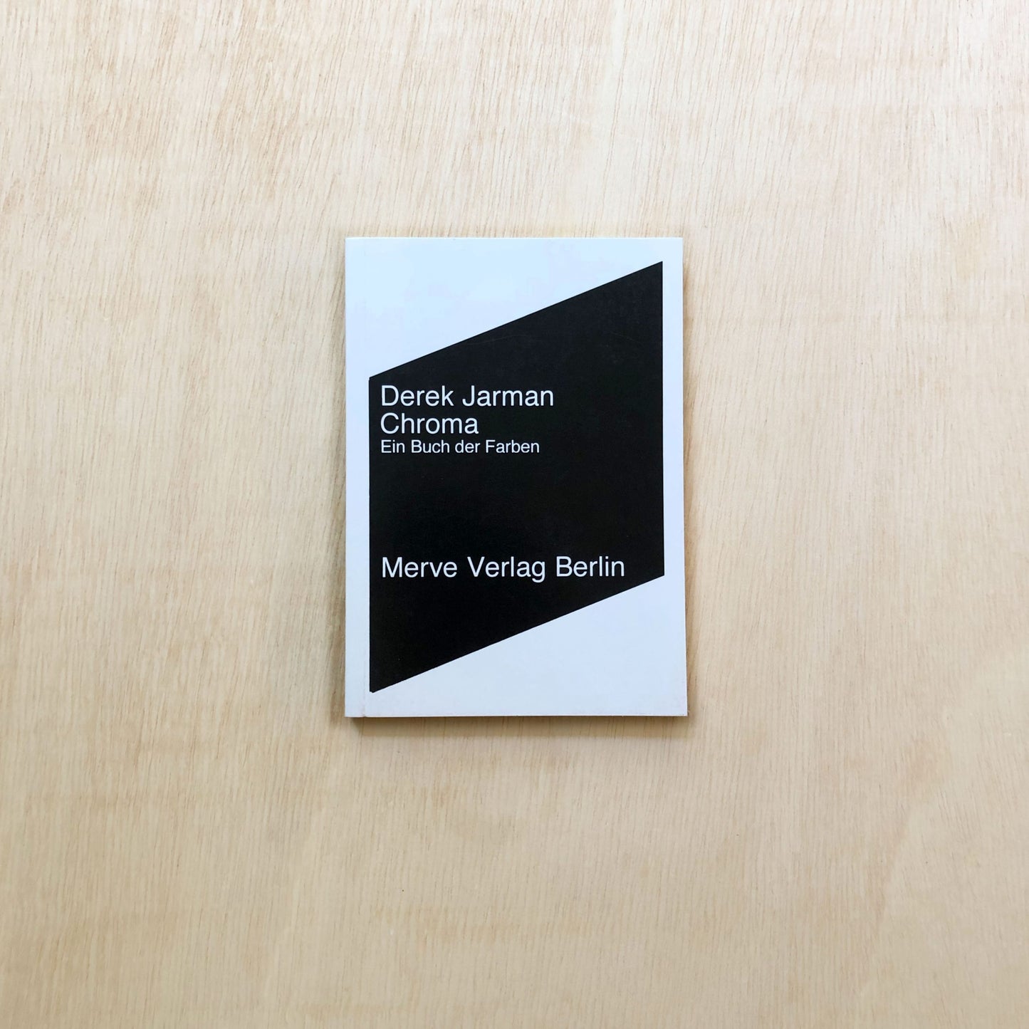 Chroma - Ein Buch der Farben